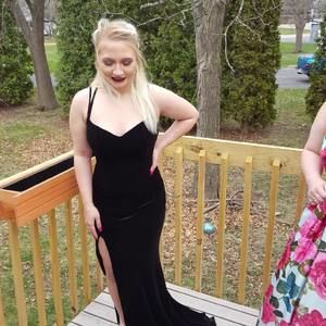 Meet your Posher, Sara